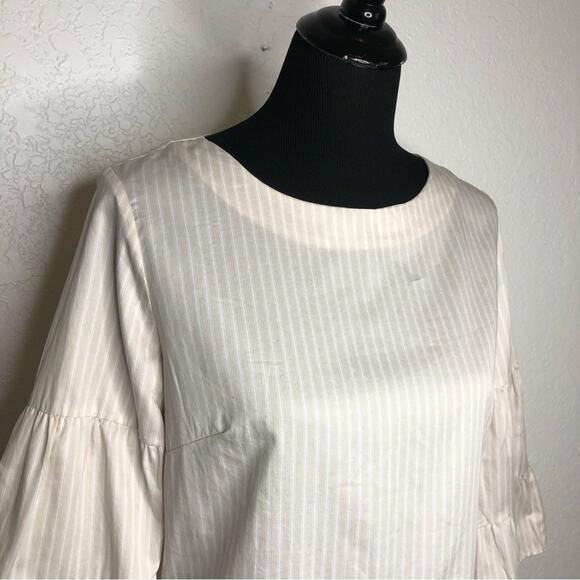 Tyler Boe tan and white striped ruffle pleated hem sleeve top size Medium - Picture 2 of 15